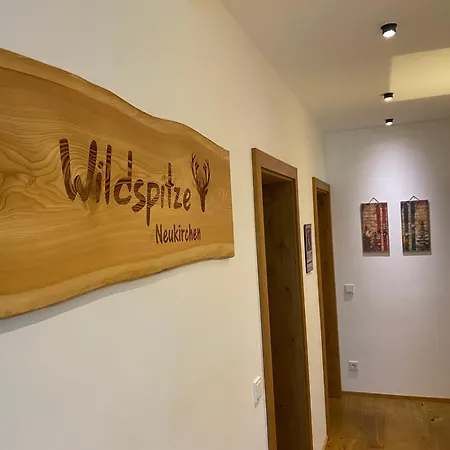 Familienwohnung Wildspitze Am Sonnenhang アパート Neukirchen am Großvenediger