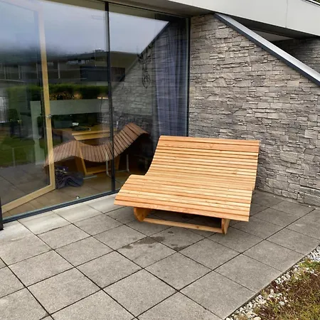 Апартаменты Familienwohnung Wildspitze Am Sonnenhang Нойкирхен-ам-Гросфенедигер
